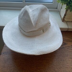Elegant White Women's Sun Hat